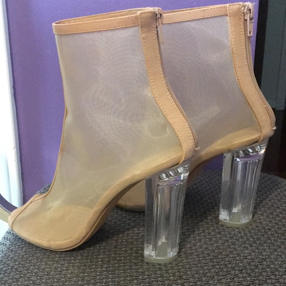 Charlotte Russe Shoes - Charlotte Russe heels. . Size 8